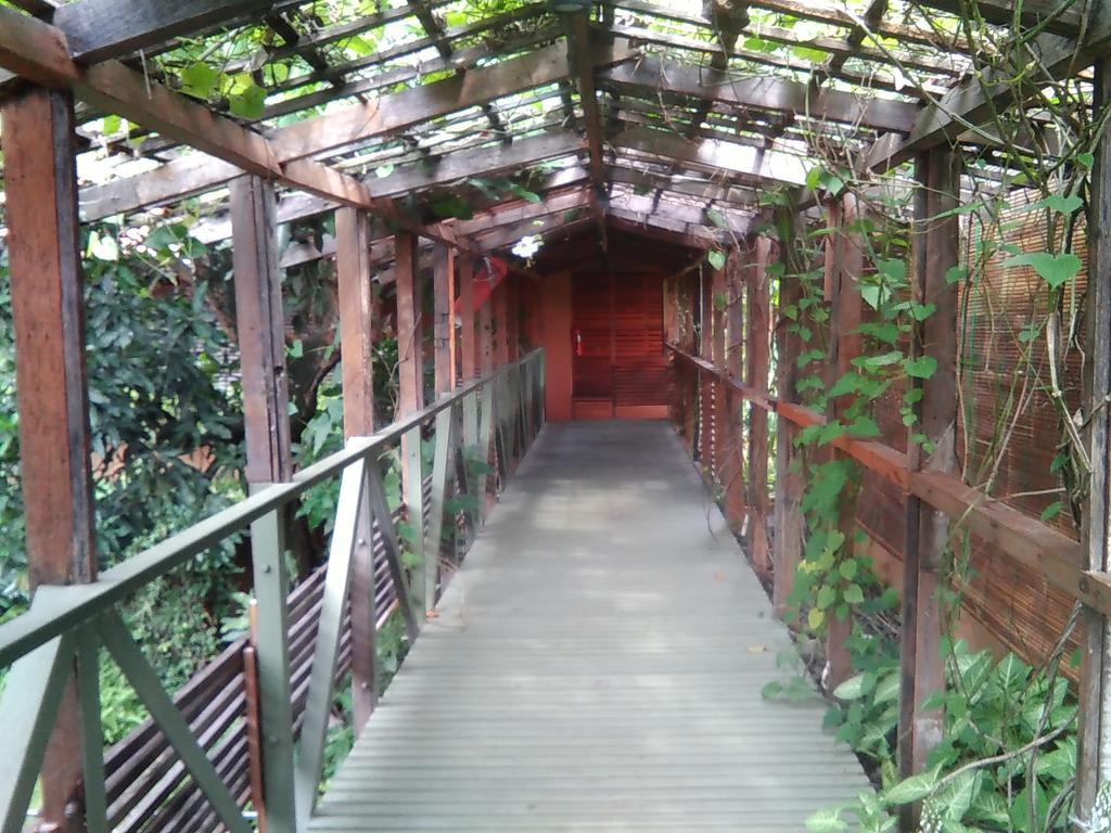 Rumah Turi Eco Boutique Hotel Solo Exteriör bild